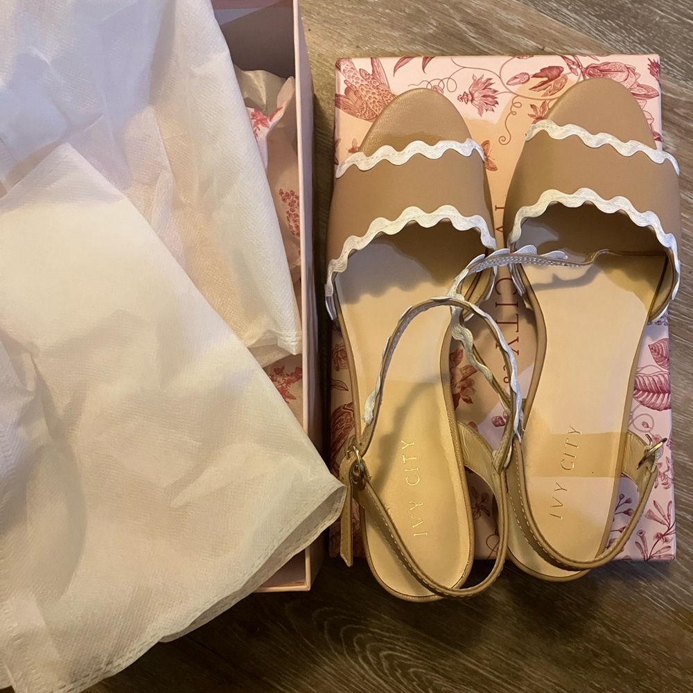 Tan and White Women's Sandals Ivy City Co